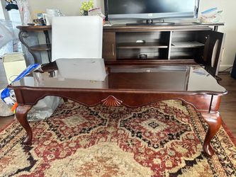 Cherry Wood Queen Anne Coffee Table