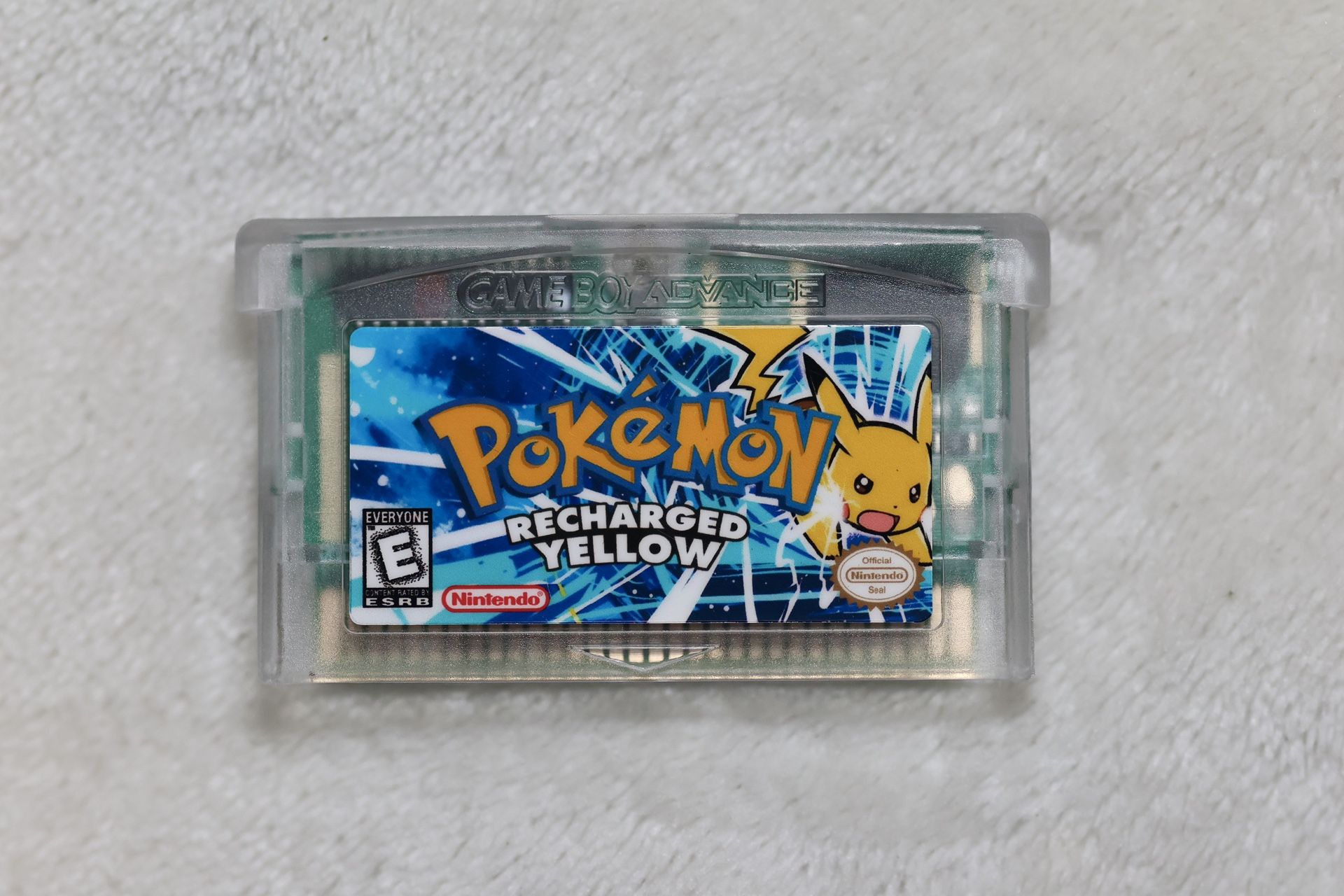 Pokémon Recharged Yellow Gameboy Advance GBA/DS Lite - Limited Edition