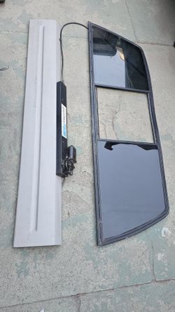 OBS Rear Glass (Electric)