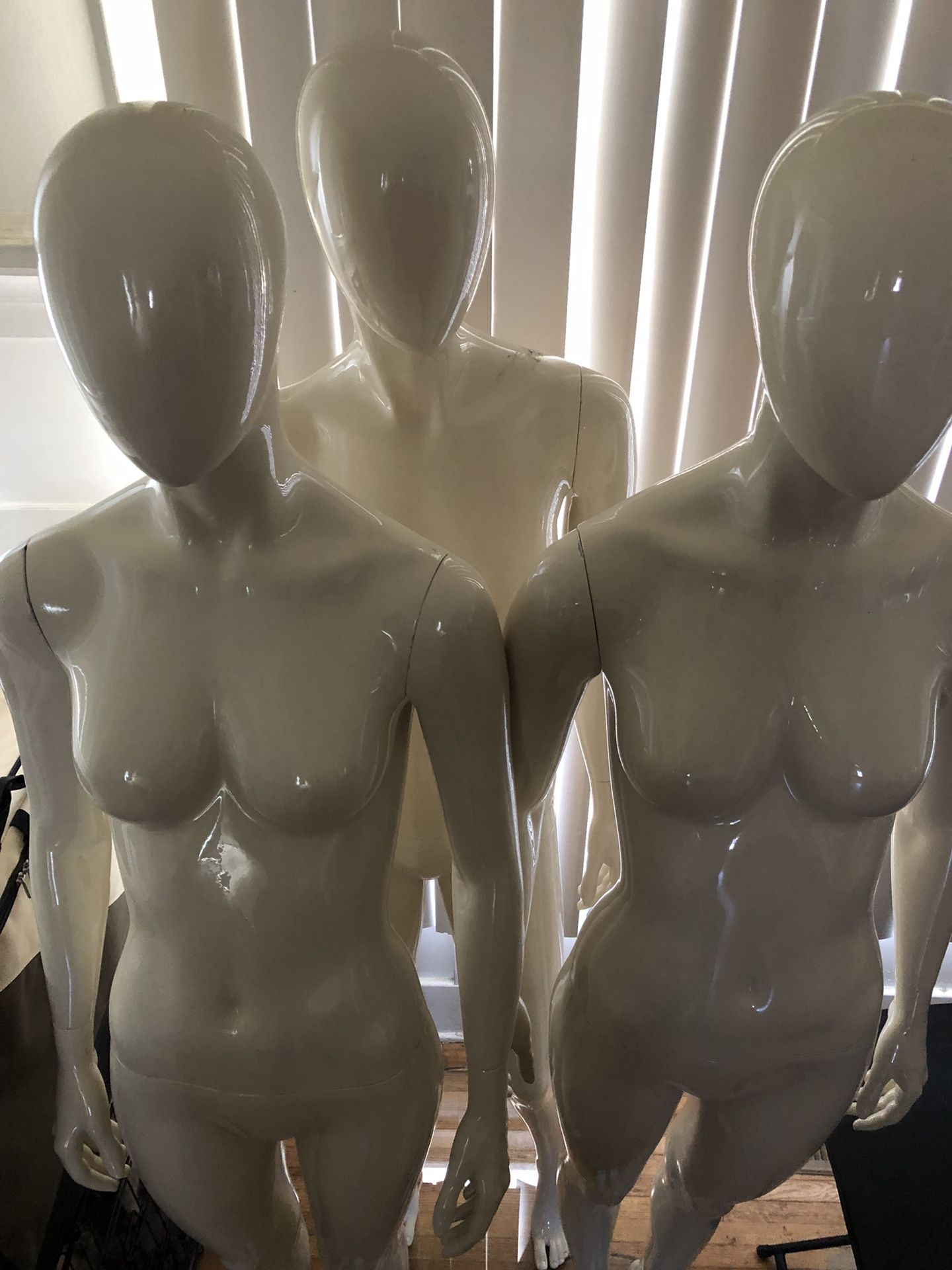 Mannequins