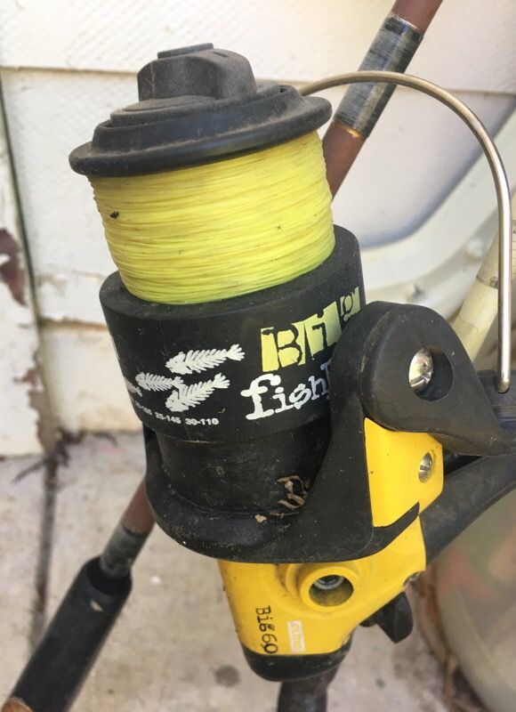 Big fishbonz silstar 60 fishing reel with line and 2 bonus poles