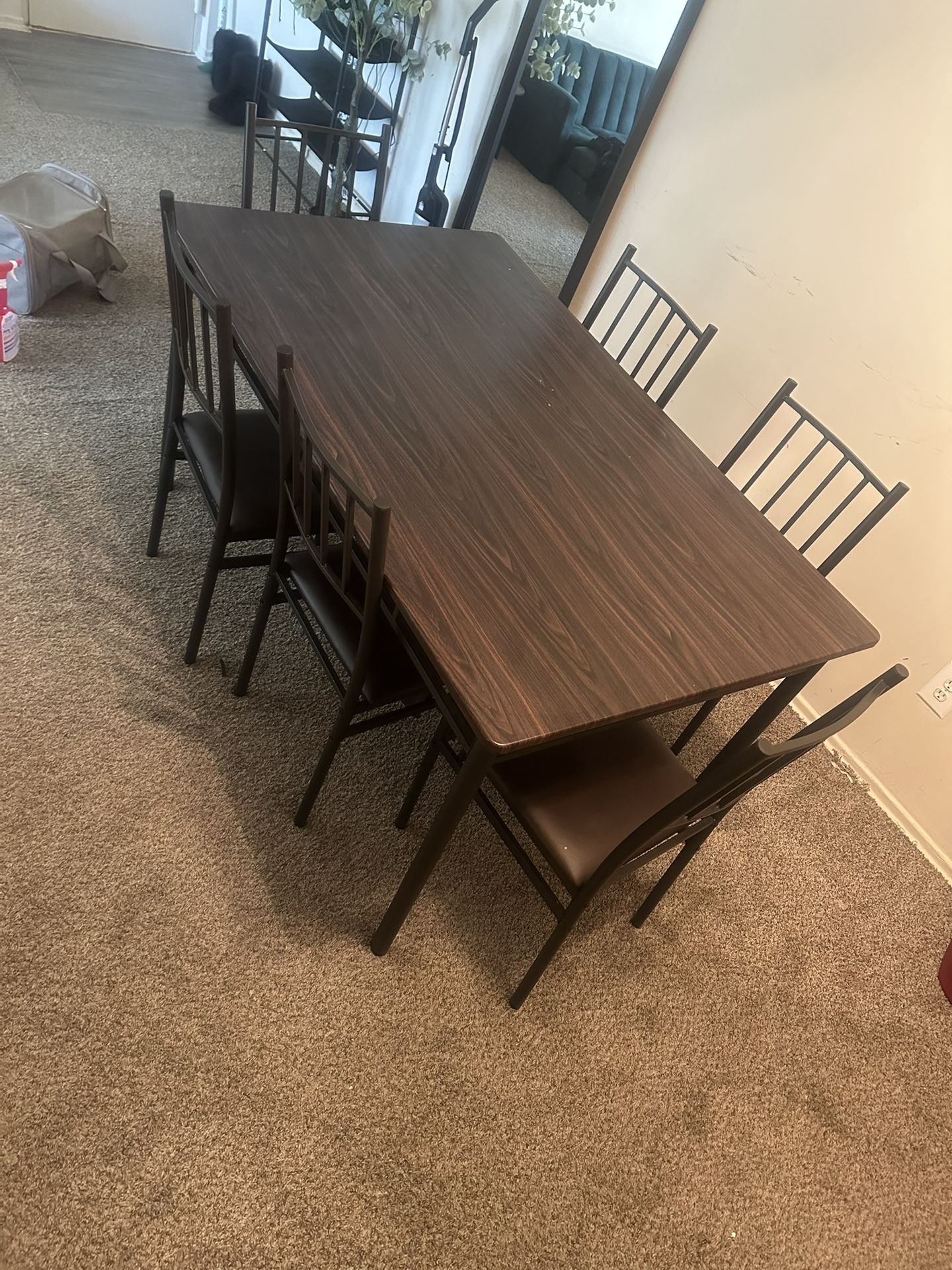 Large Dinning Room Table Seats 6