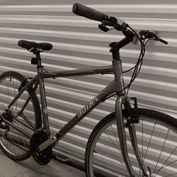 BREEZER hybrid/commuter bike, fits 5'9 to 6'0, serviced+ready to ride!