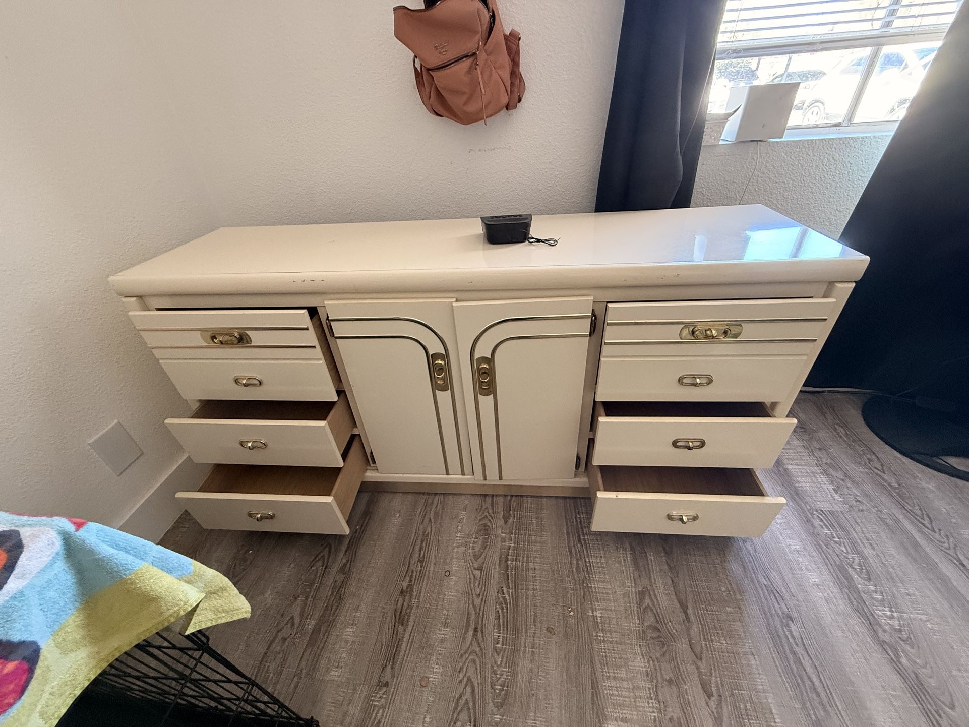 White Pearl Dresser