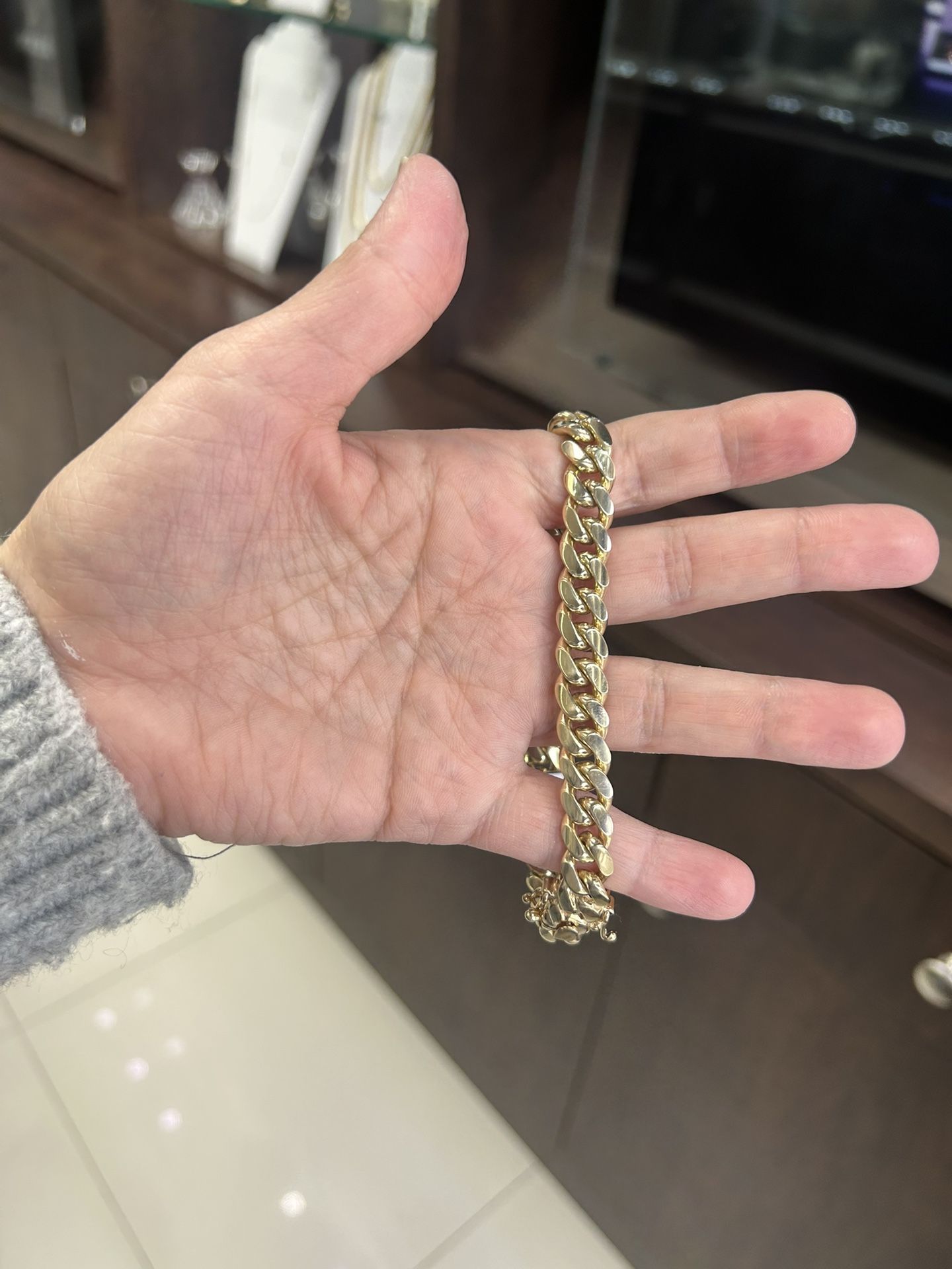 Bracelet Yellow Gold 14k. Cuban Link