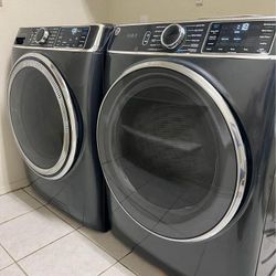 GE Washer And Dryer Set