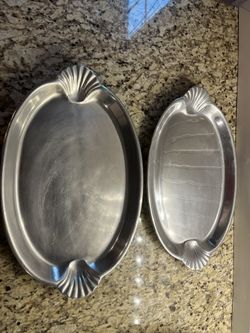 Wilton Armatele Large Pewter Scallop Handle Oval Buffet Trays 17” x 11” SET/2