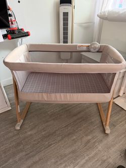 Baby Bassinet with Rocking Base