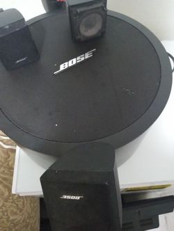 Free Space Bose Speaker / Needs 2 Tweeters Put Back On
