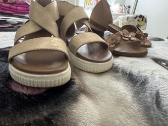 Girls shoes