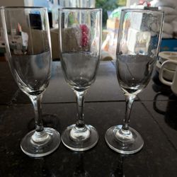 Champagne Glasses 