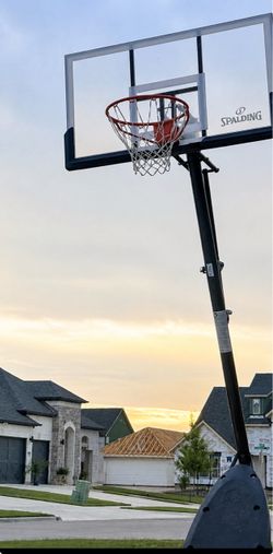 Spalding Adjustable Basketball Goal