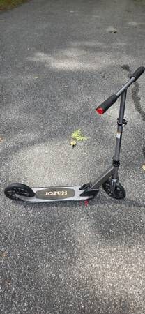 Razor A5 Prime Folding Kick Scooter