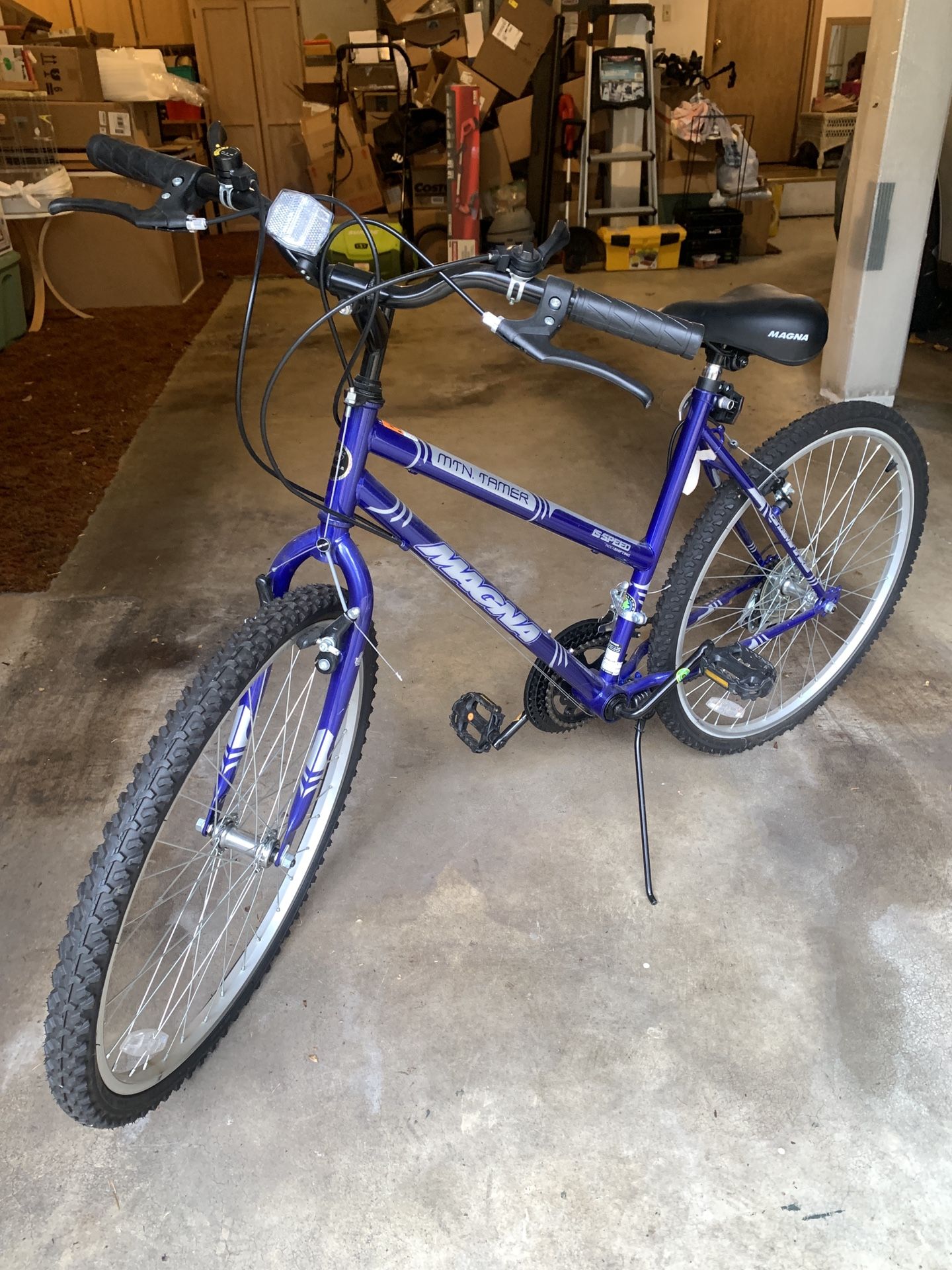 Like New Magna MTN Tamer Women’s 15 Speed Mountain Bike