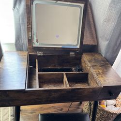 Led Vanity With Stool 