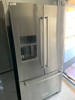 Kitchen aid French door in stainless steel