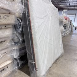 SALE 💥 King Mattress Tempurpedic ProAdapt Firm 💥 Take It Today For Only $50 DOWN PAYMENT