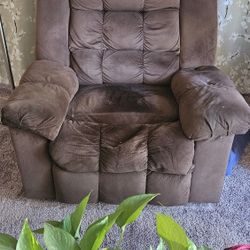 Manuel Recliner 
