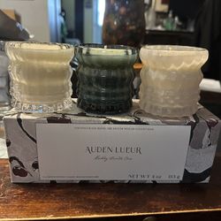 Auden Lueur Holiday Boxed Candle Trio