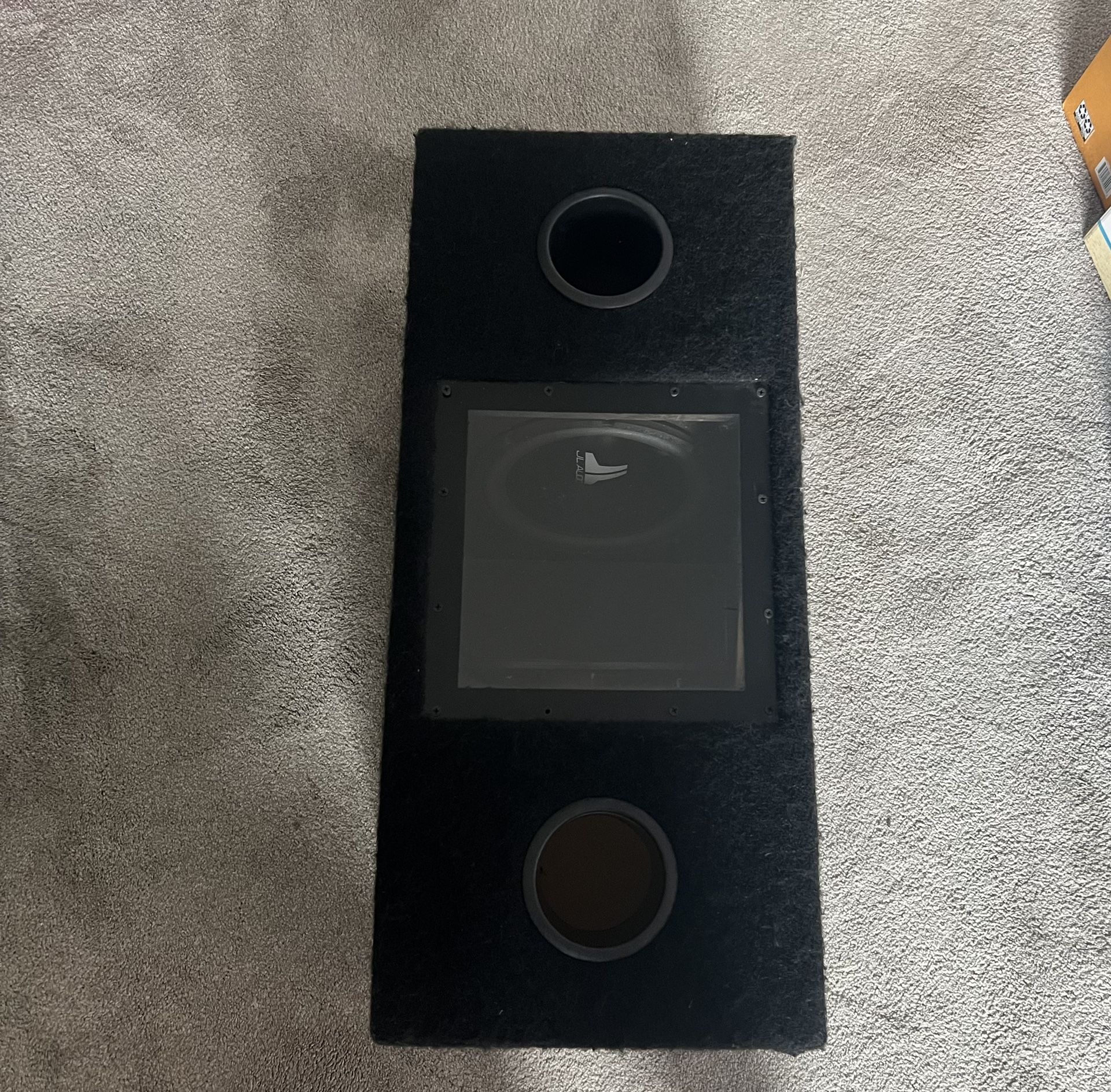 10 INCH JL AUDIO SUBWOOFER w/BOX