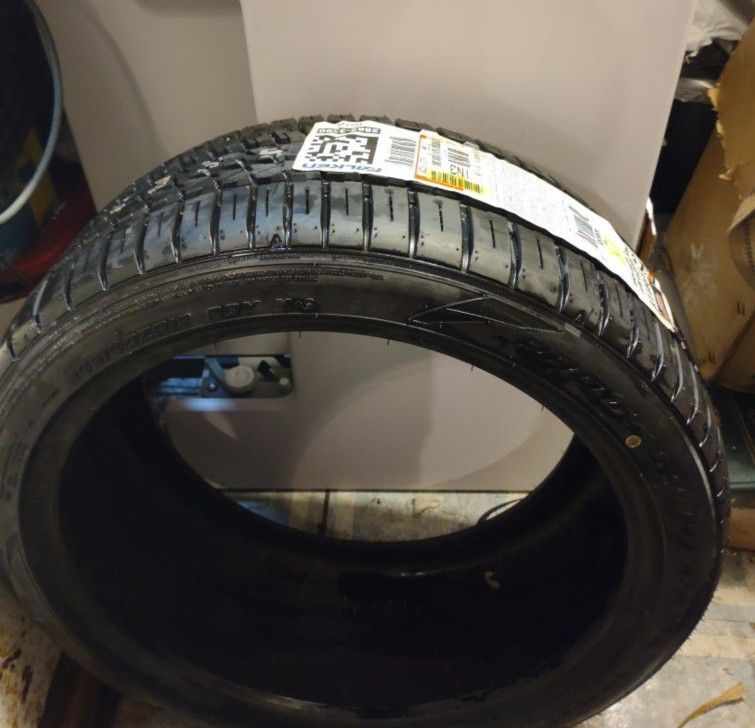 FALKEN PRO G5 SPORT A/S Tire Wheel 245 /40ZR19 98( YR )
Extra load YR 43833