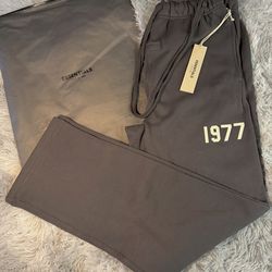 Fear of God Essentials Relaxed Sweatpants 'Iron'