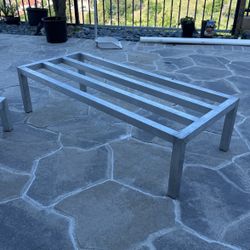 HEAVY DUTY ALUMINUM DUNNAGE RACKS - 20" X 48" X 12" RESTAURANT COMMERCIAL INDUSTRIAL