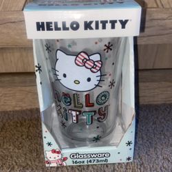 Hello Kitty Christmas Glass