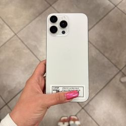 iPHONE 16 PRO MAX ATT/CRICKET 256GB