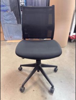 Mesh Office Chairs with no arms