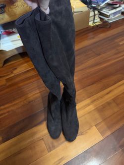 Boots size 7