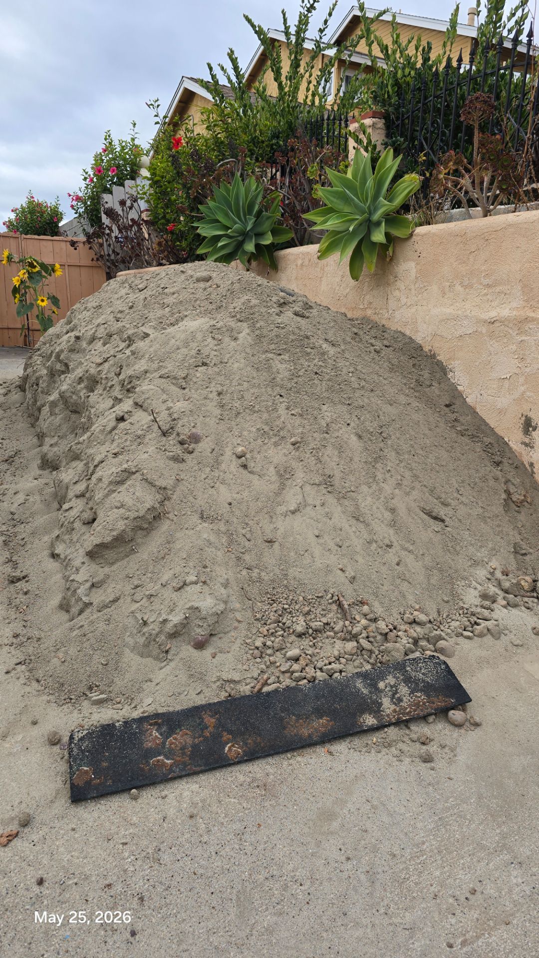 Free Clean Sands. Easy access