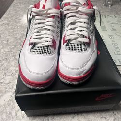 Air Jordan Retro 4s