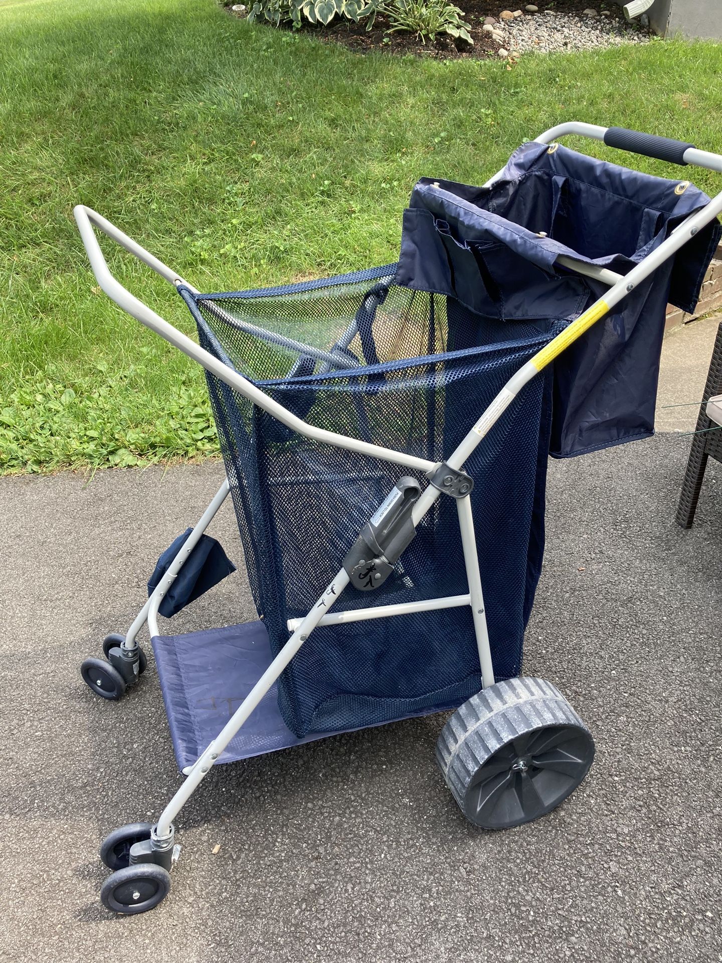 Wagon For Beach Pool Laundromat