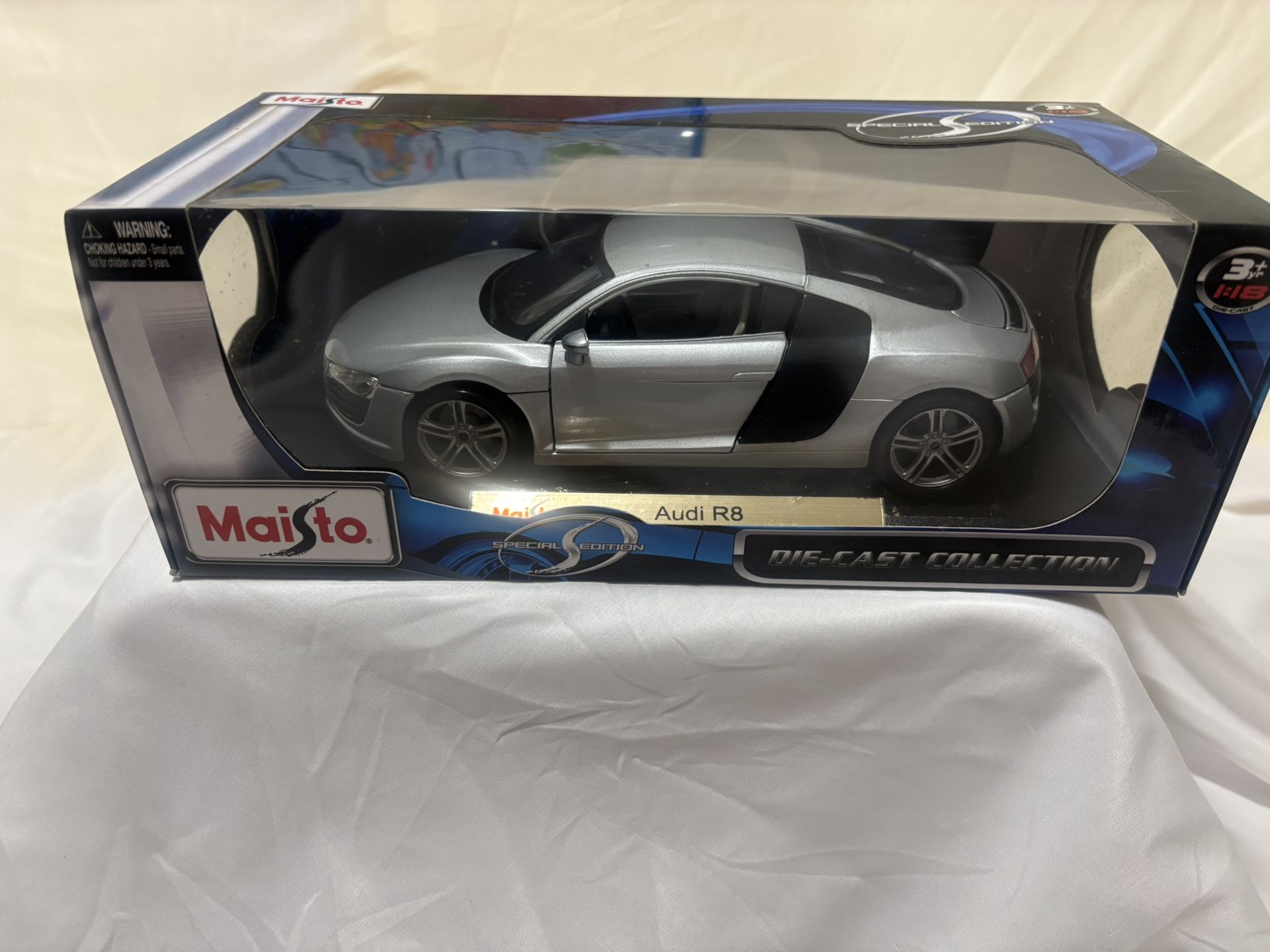 Maisto 1:18 Audi R8