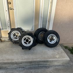 Paddle Tires And Wheels