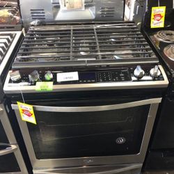 Whirlpool Gas Slide in Stove
