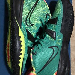 Nike Kyrie 7 weatherman size 7.5 Brand New no box