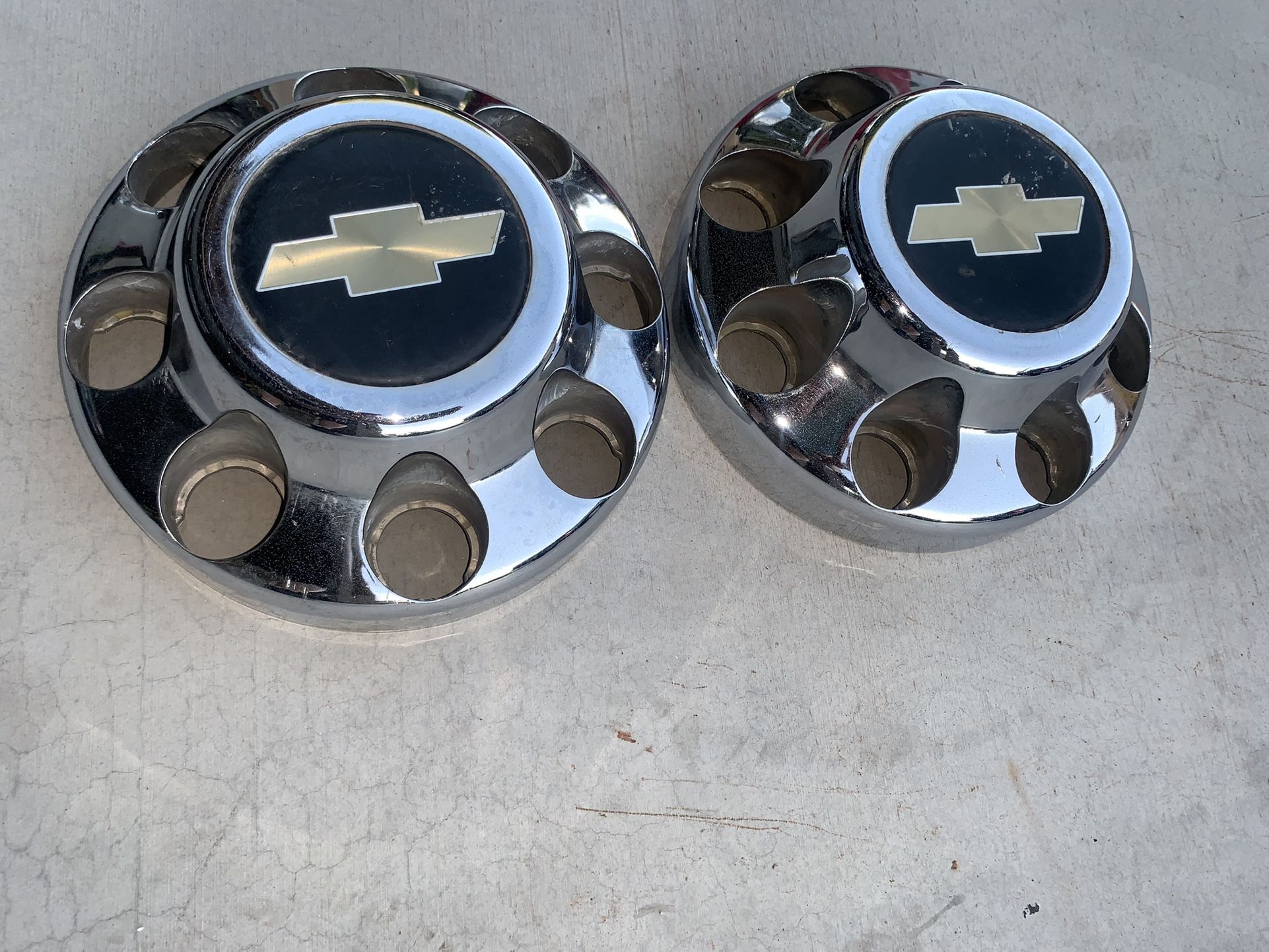 Pair Of Hub Caps for 8 Lug for Chevrolet Truck