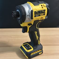 DeWALT Impact Driver 