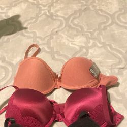 BRAND NEW BRAS ONLY TWO LEFT  
