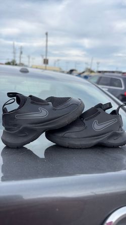 Kids 7C Nikes