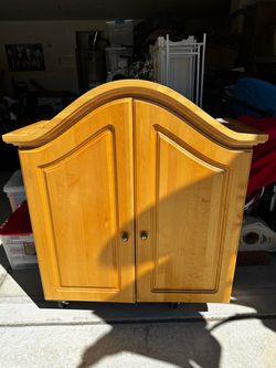 Dresser hutch