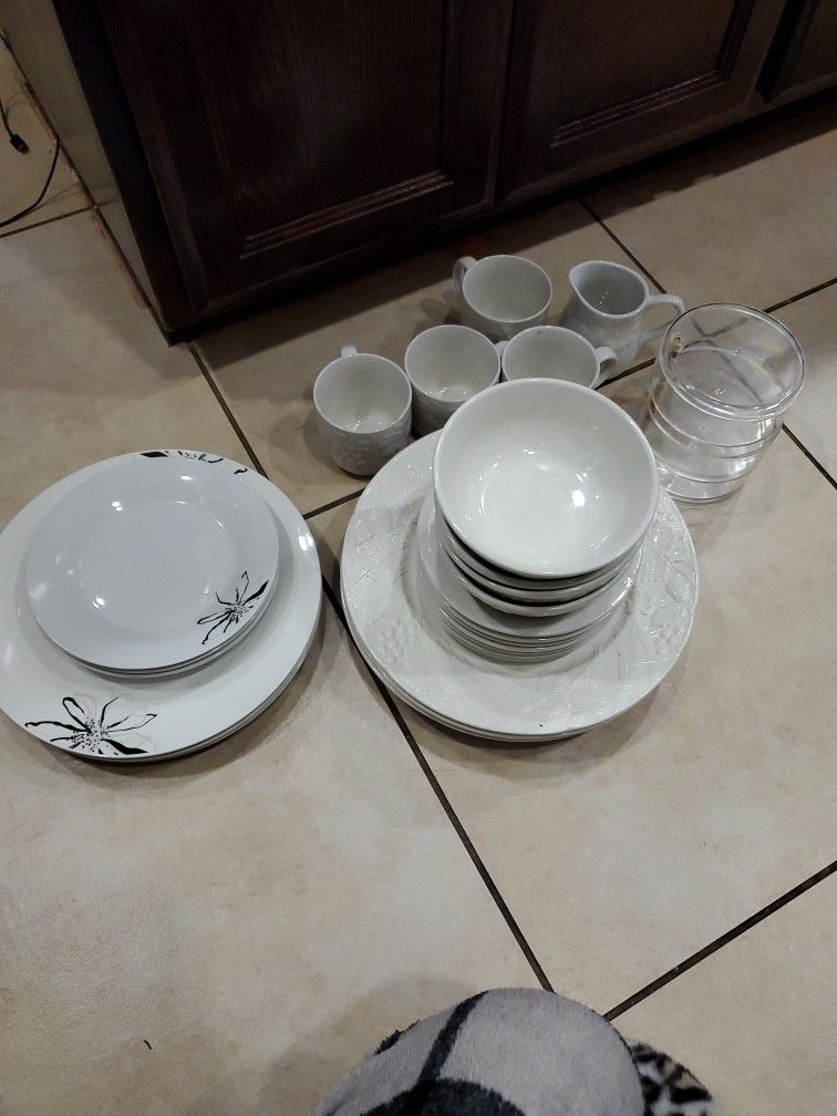 Plates,bowls,cups