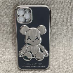 Electroplate Silver Violent Bear in Gray Background iPhone Case