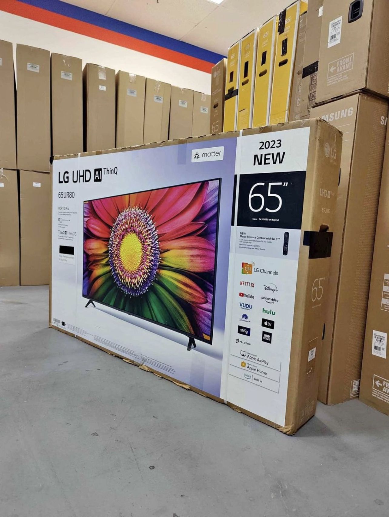 65” LG UR8000 4K UHD Smart TV