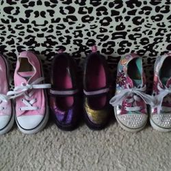 Girls Shoe Size 9/10  Lot