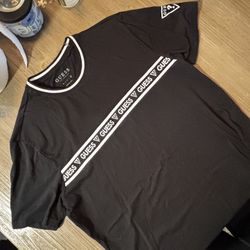 Men’s Guess T Shirt