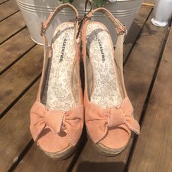 Beautiful Light Orange Wedges 