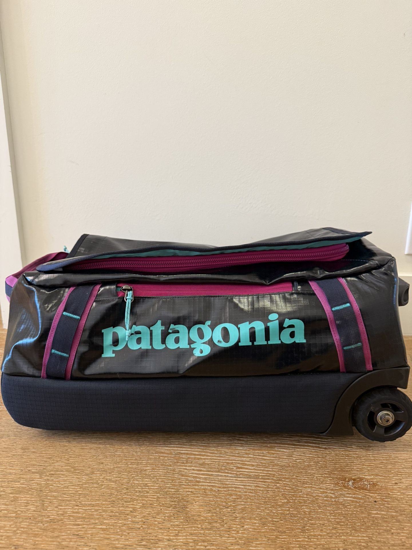 Patagonia Wheeled Duffle